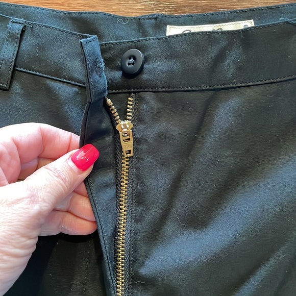 EDDIE BAUER classic black COTTON women’s shorts 4 inch inseam zipped 4 pockets 8 - Picture 5 of 9